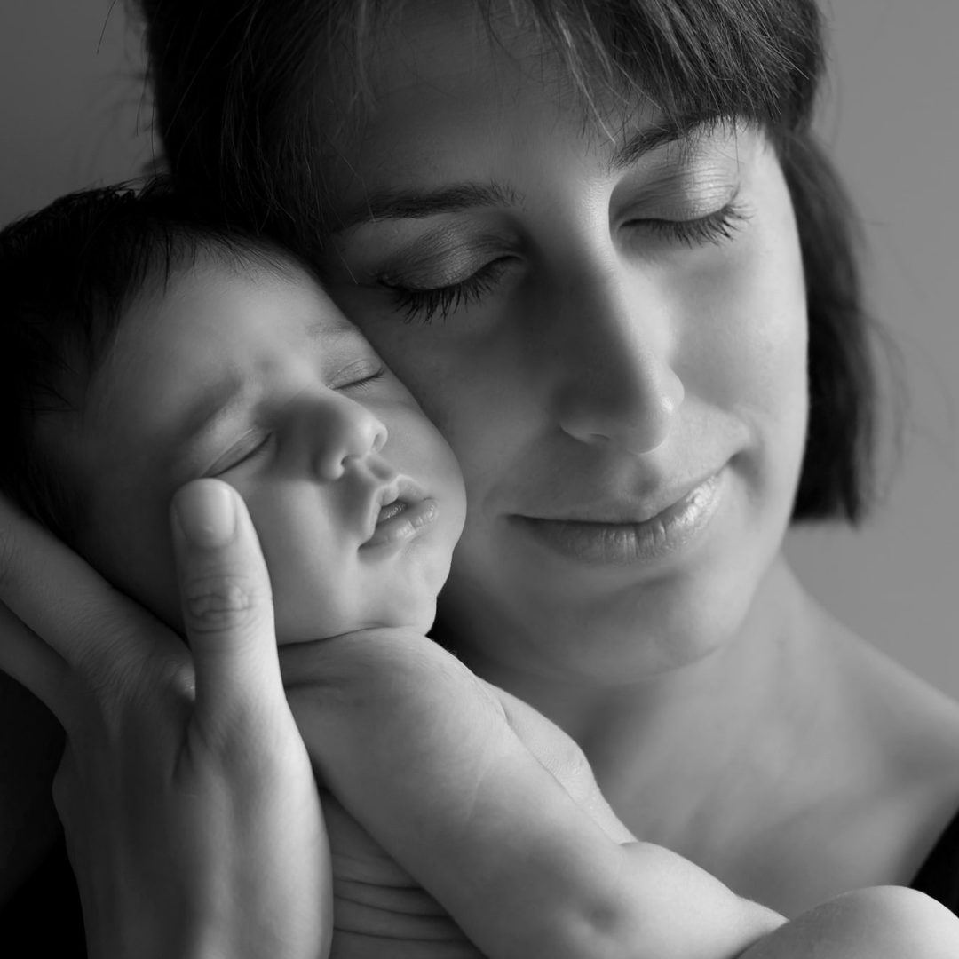 Fotografia-Bebé_New-Born_Familia-en-Zaragoza_Gabriela-Mallea_21-min